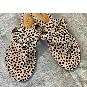 NEW PIERRE DUMAS brittany sandal in cheetah